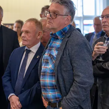 458482163 439500505780135 2140369111892614997 N